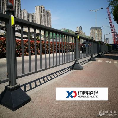 道路護欄